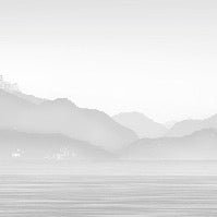 Carta da parati Annecy e il suo tranquillo lago in bianco e nero