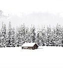 Papier peint panoramique chalet en montagne