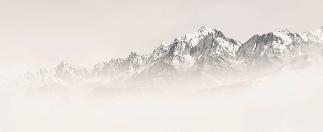 Tapete Mont Blanc im Sepia-Nebel