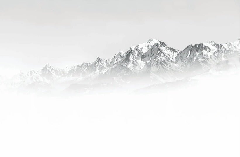 Papier peint Mont Blanc dans la brume noir et blanc