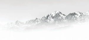 Papier peint Mont Blanc dans la brume noir et blanc