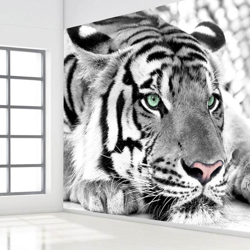 Majestic white tiger wallpaper